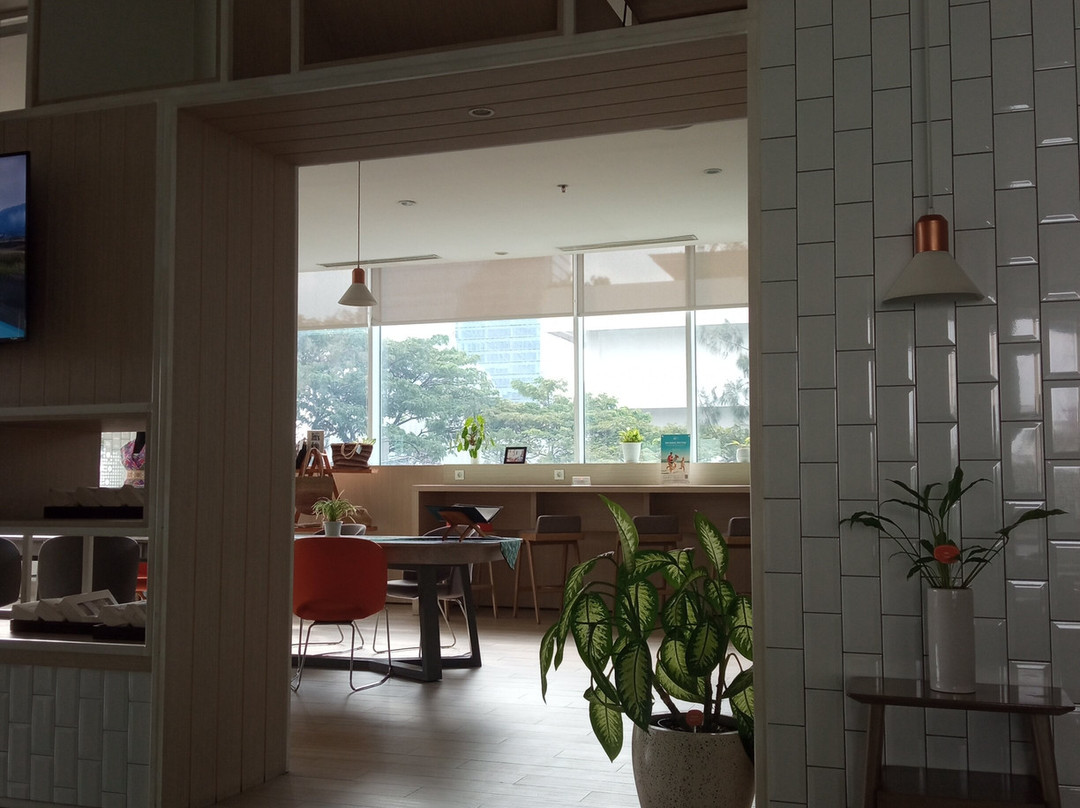 HARRIS Hotel & Conventions Bundaran Satelit Surabaya主图