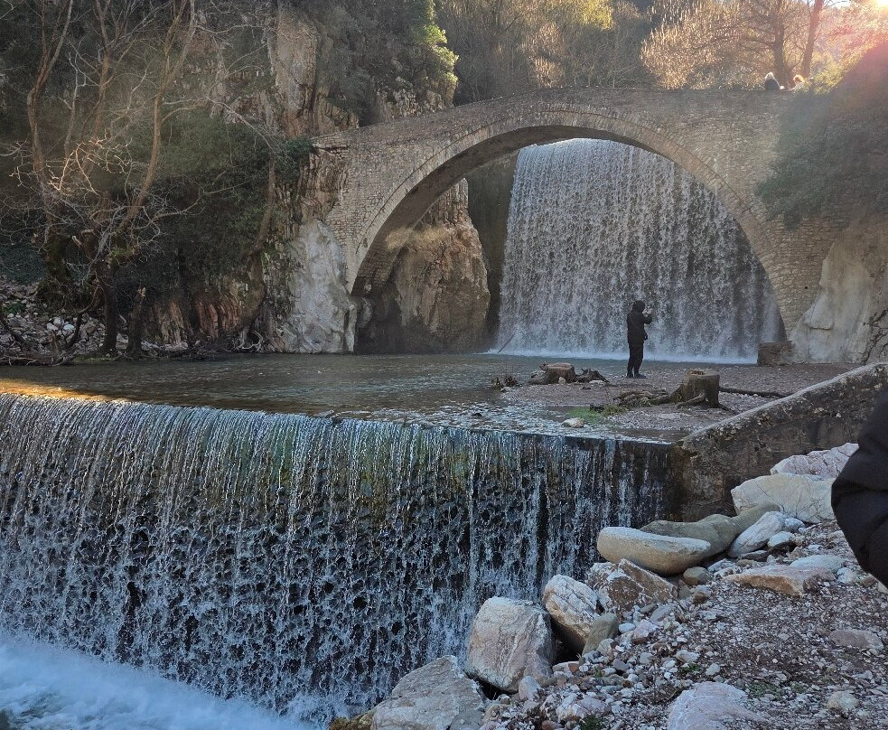 Palaiokarya’s Stone Bridge-Trikala必去景点