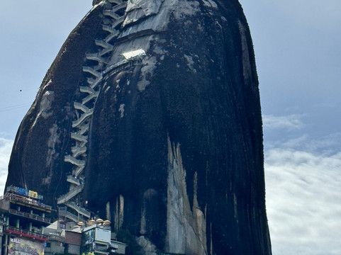ChapoleraTours-佩雷拉必去景点