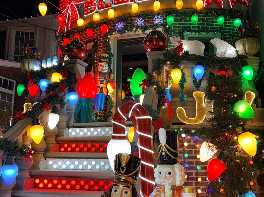 Dyker Heights-布鲁克林必去景点