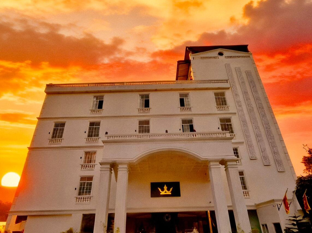 Crown Regency Hotel