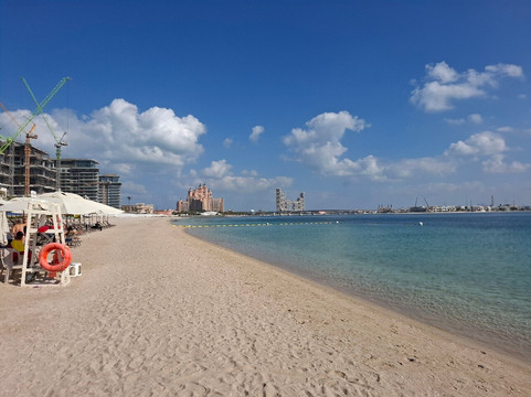 Soluna Restaurants & Beach Club-迪拜必去景点