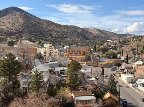 比斯比布朗斯通套房主图