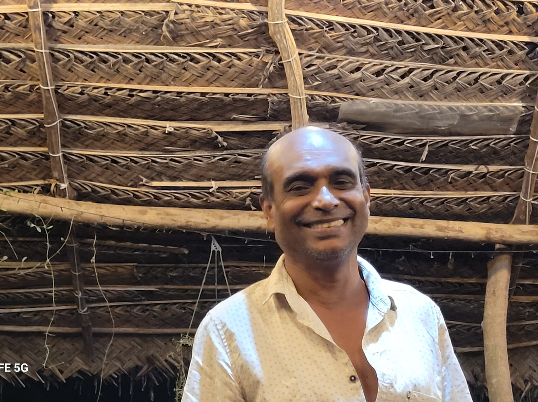 Travel in Sri Lanka with Vipul-佩拉德尼亚必去景点