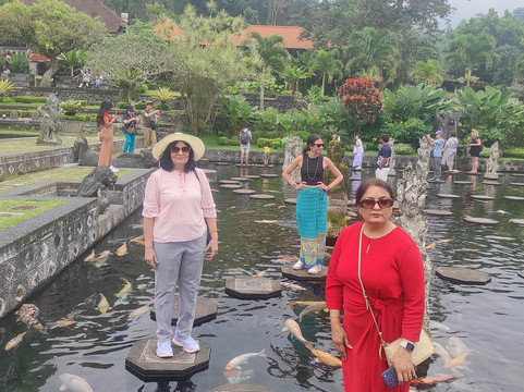 Offbeat Tracks-双子城必去景点