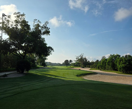 Eschuri Vung Bau Golf-Cua Can必去景点