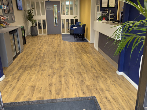 伦敦斯坦斯特德机场温德姆戴斯酒店主图