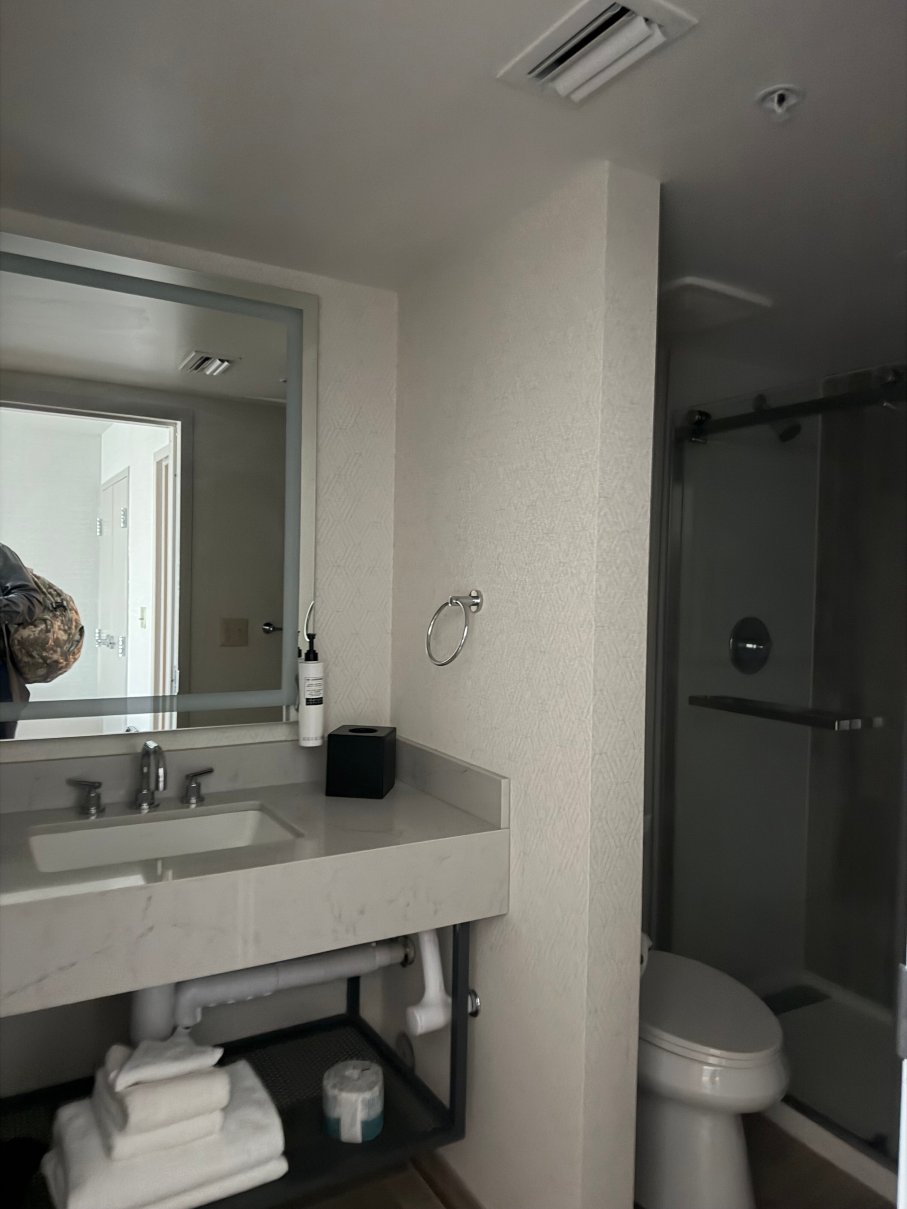 埃尔帕索希尔顿安泊套房酒店-浴室