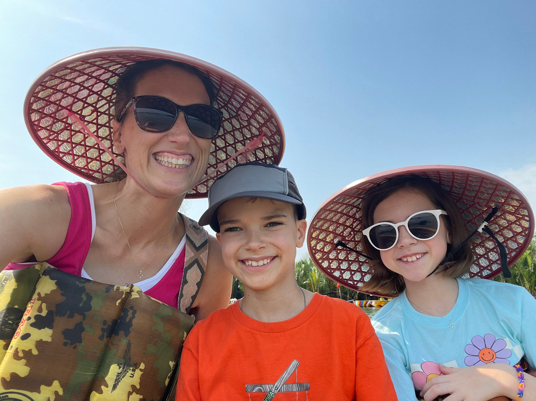 Hong Coconut Boat Tours-会安必去景点