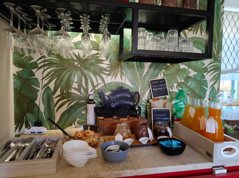 艾尔伯格达本尼德塔酒店主图