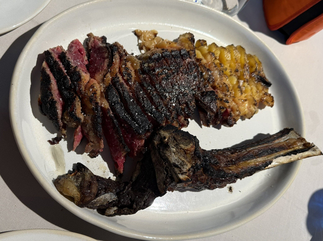 Abadesa Restaurante Hotel主图