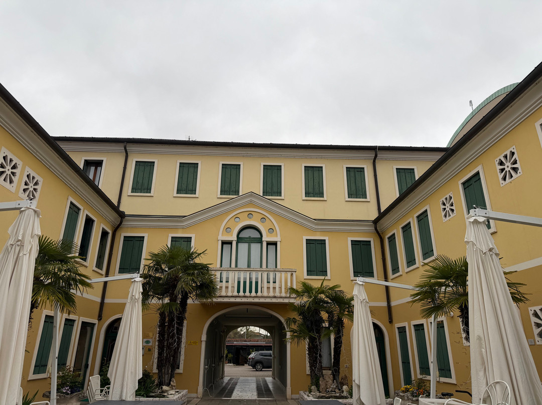 阿拉布萨酒店主图