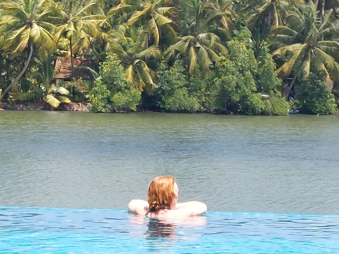 33湖景大道主图