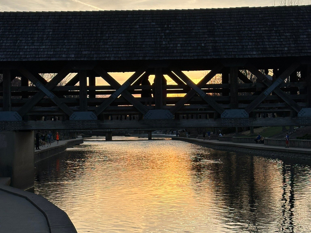 Riverwalk-内珀维尔必去景点