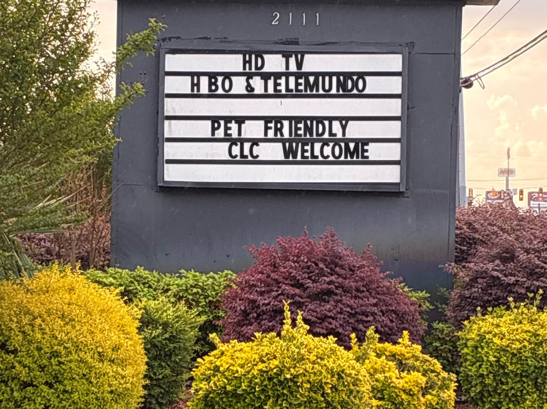 Days Inn by Wyndham Florence/I-95 North主图