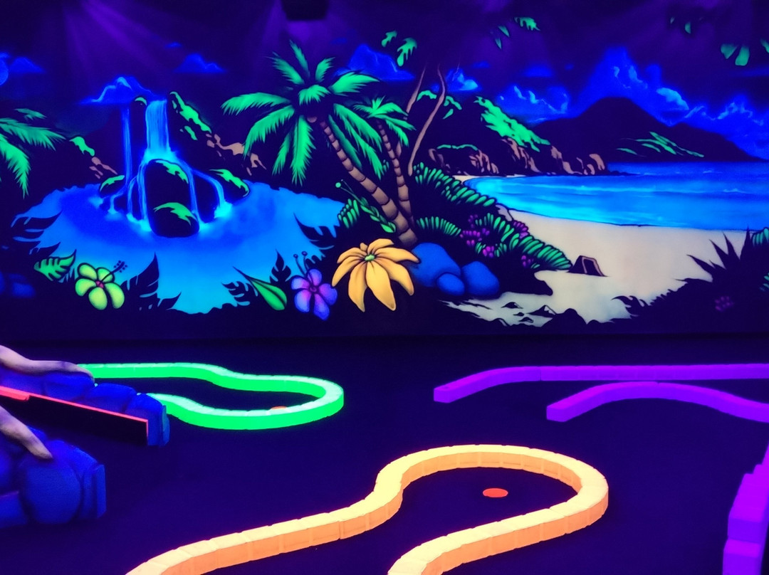 Tahiti Mini Golf-Le Barcares必去景点