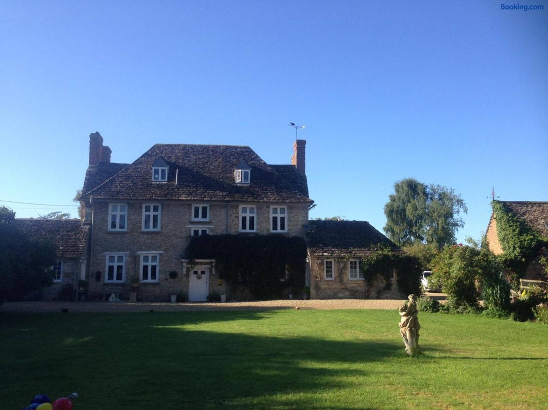 Buscot Manor