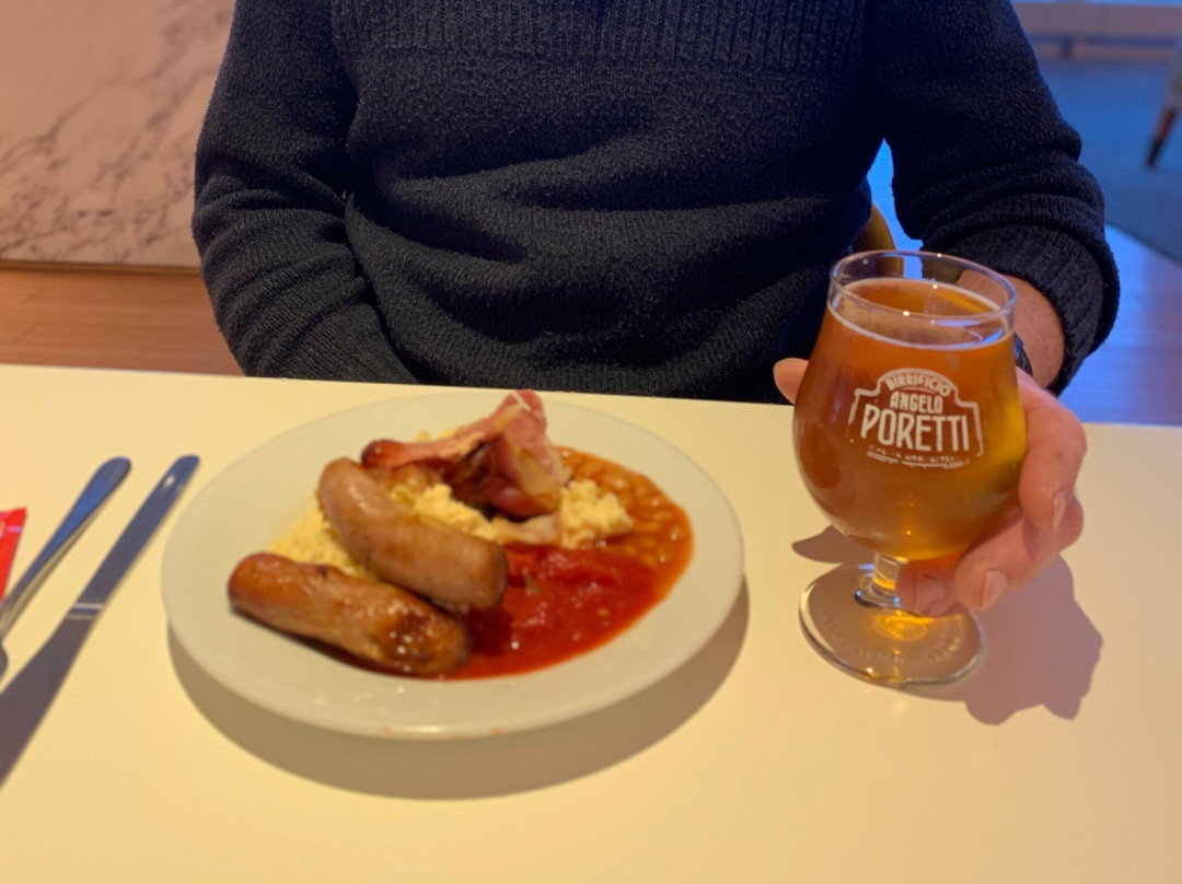 Plaza Premium Lounge Gatwick North Departures-霍利必去景点