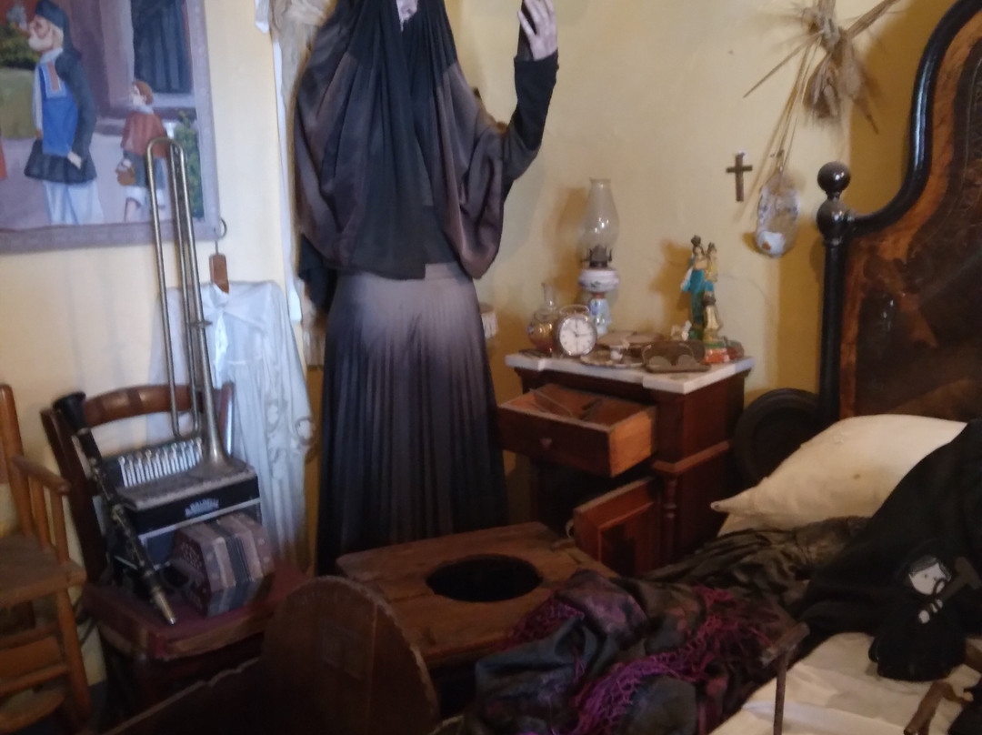 Museo Etnografico Galluras "La casa della Femina Agabbadora"-Luras必去景点
