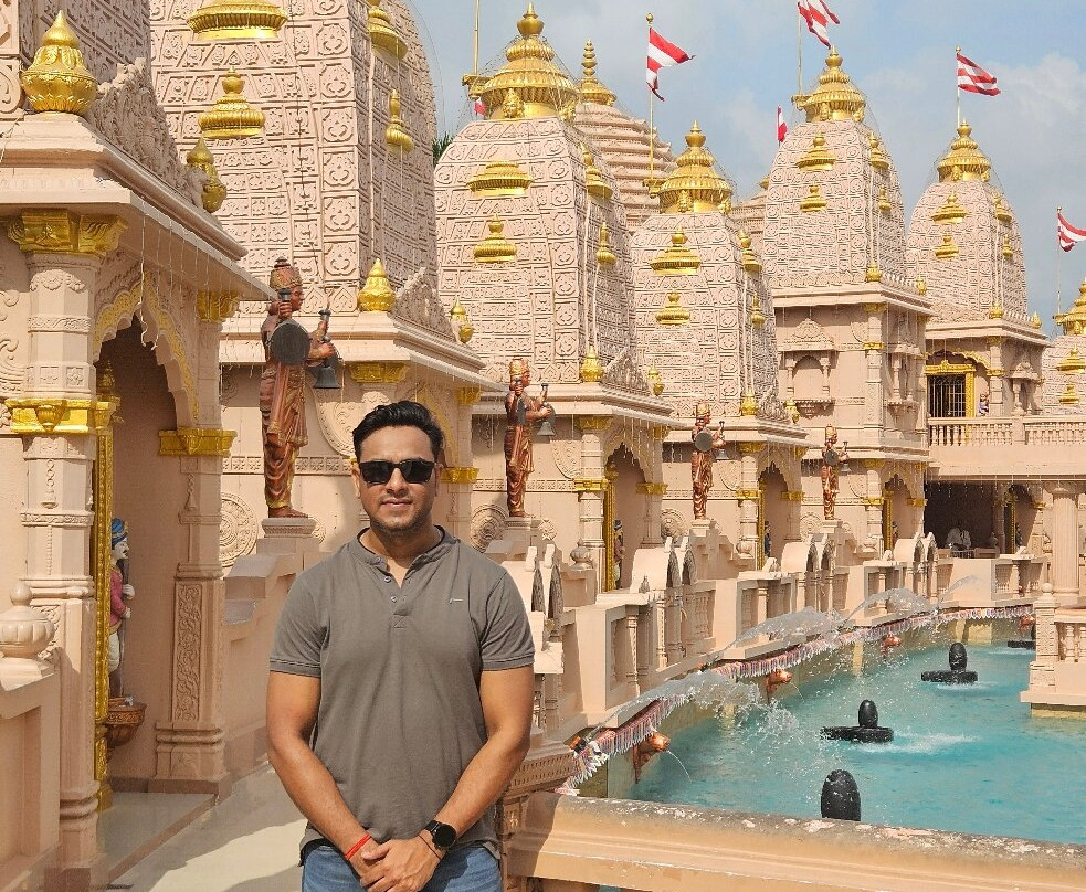 Nilkanth Dham Swaminarayan Temple-Poicha必去景点