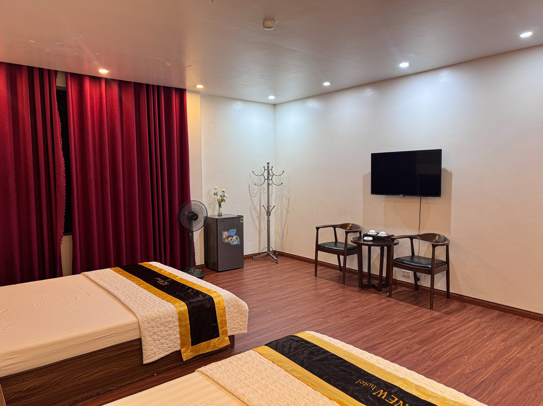Khach San New Hotel