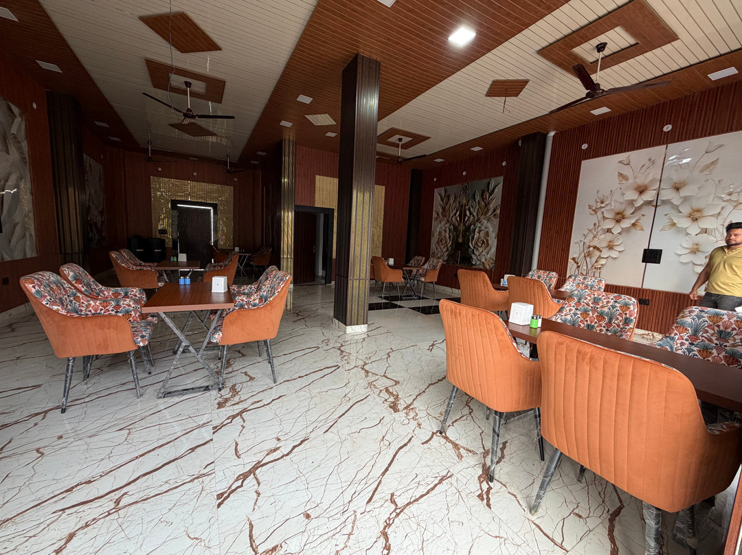 Rajstar Resort