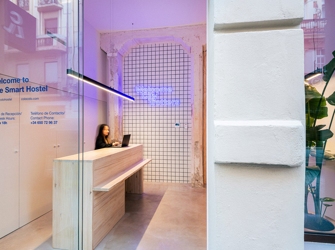 Colo Colo. The Smart Hostel Valencia