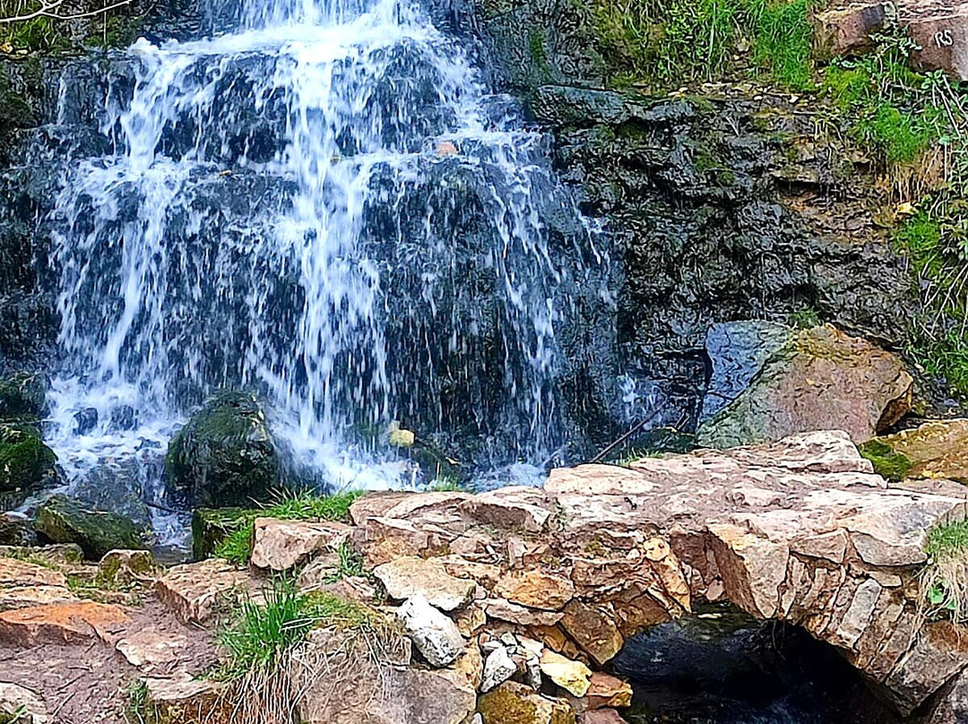 Panika Village Waterfall-Panika必去景点