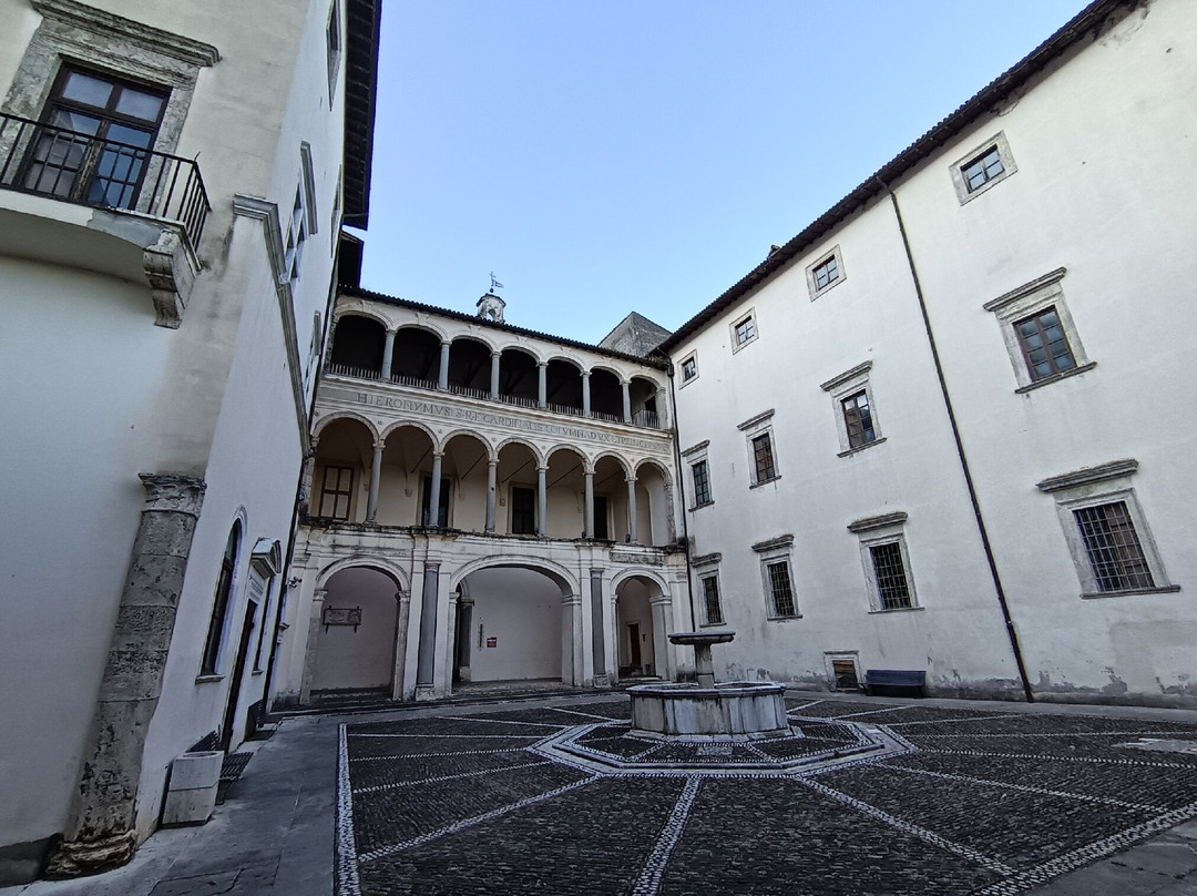 Castello Colonna - Centro Internazionale per l'Arte Contemporanea-Genazzano必去景点