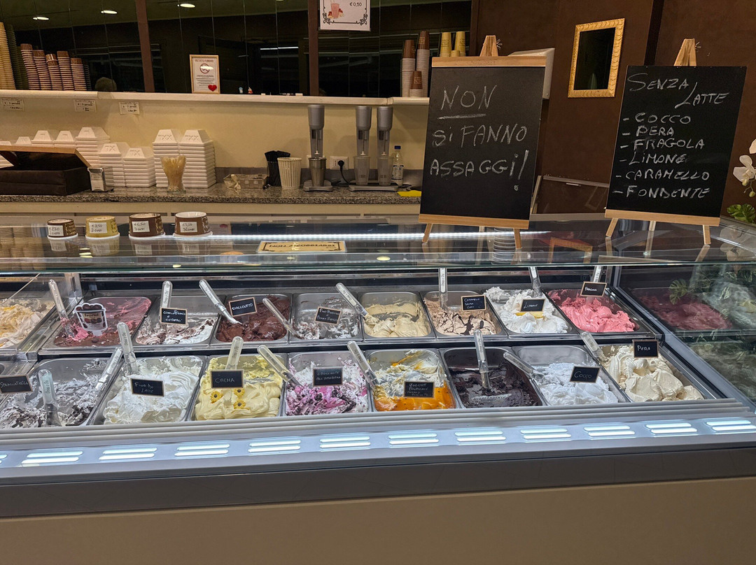 Gelateria Prima O Poi