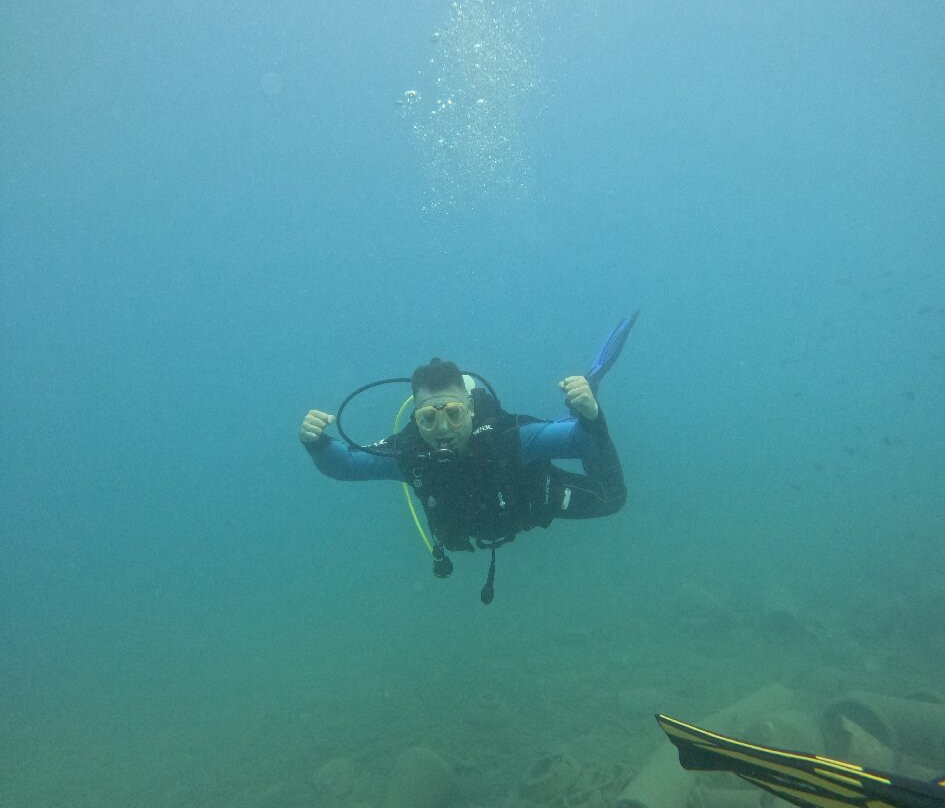 Pro Dive (Ex Blue Thunder Diving)-利马索尔必去景点
