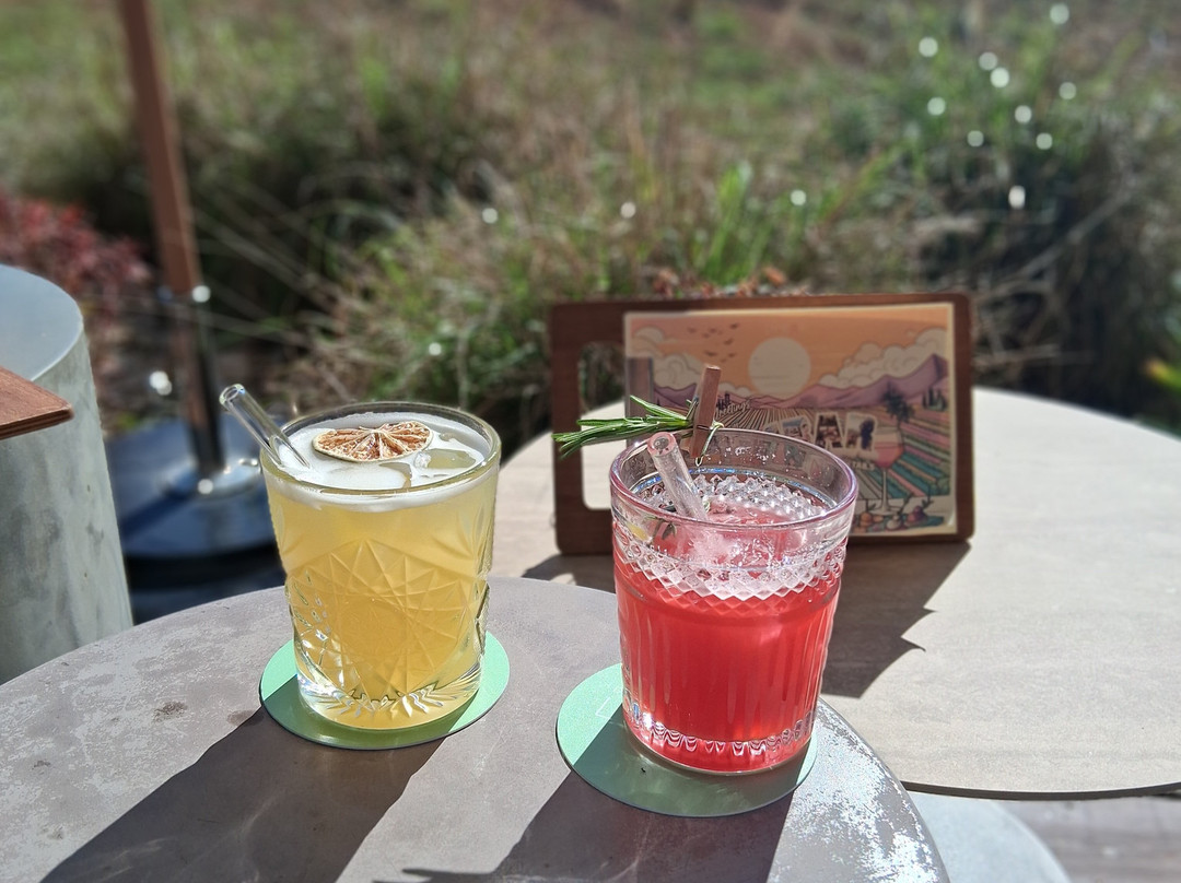 L'ambar Sunset Lounge