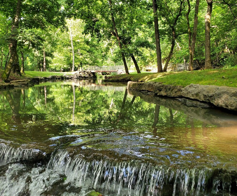 Dogwood Canyon Nature Park-Lampe必去景点