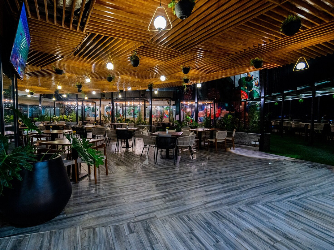 PrideInn 广场酒店主图
