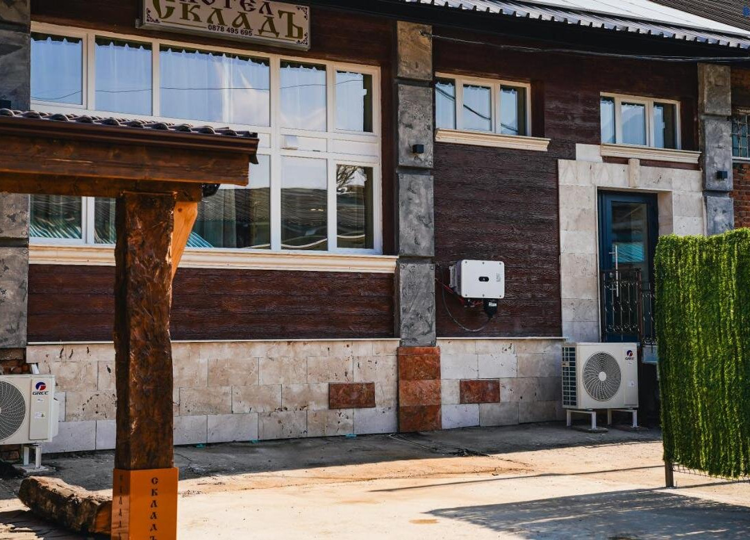 Khostel SkladŬ
