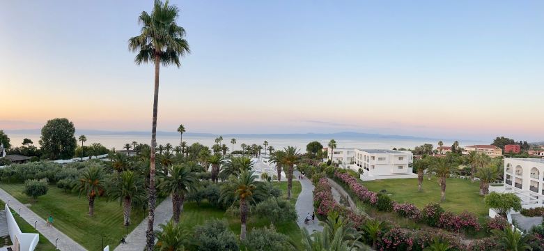 Kassandra Palace 海滨度假村-旅行者