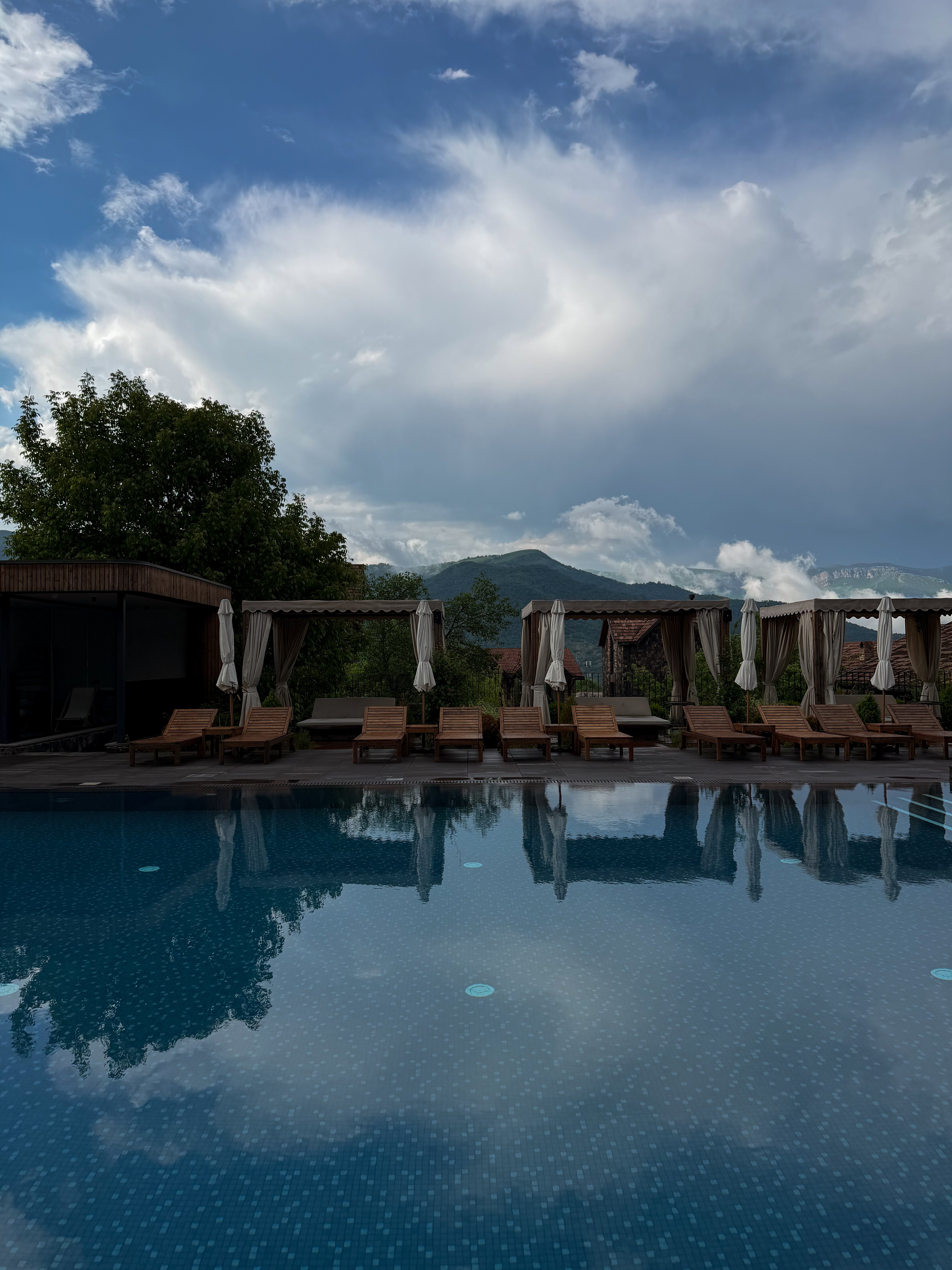 Dilijani Tun Hotel & Restaurant-旅行者