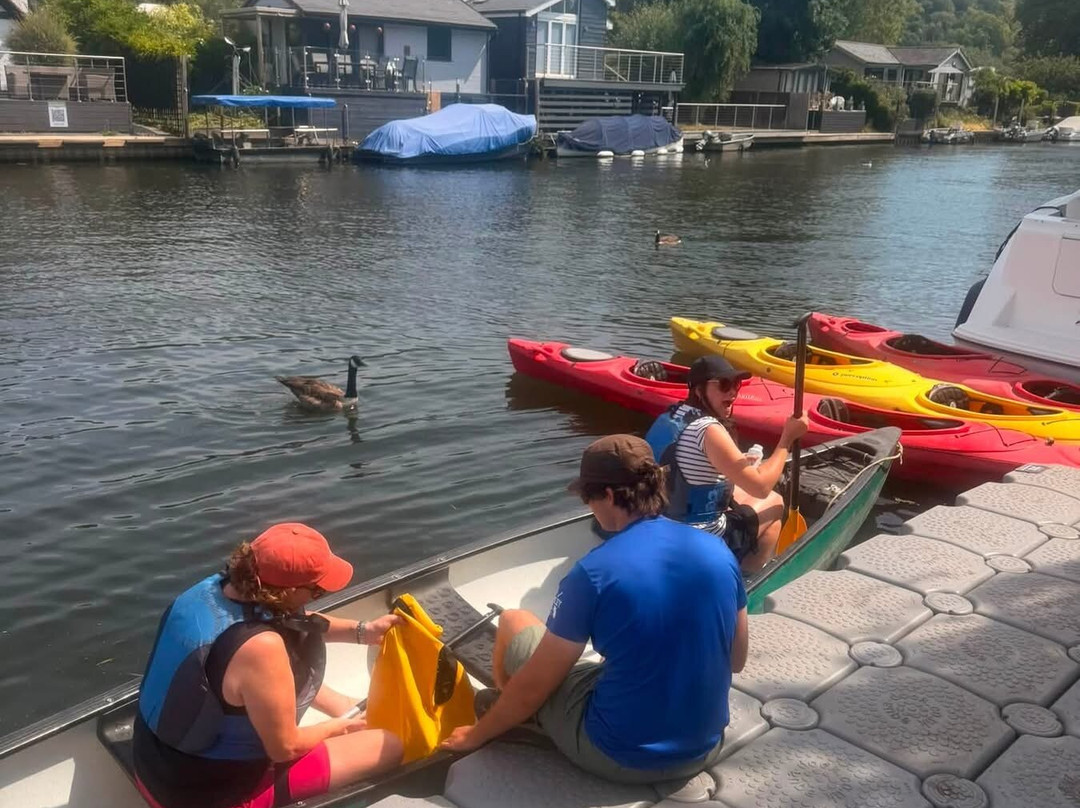 Henley Canoe Hire-泰晤士河畔亨利必去景点