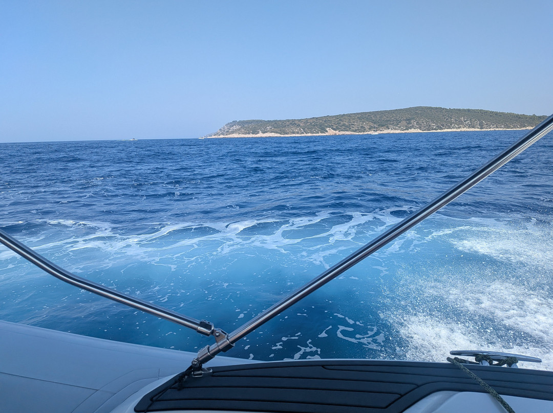 Kaštela Boat Tours-Kastel Kambelovac必去景点