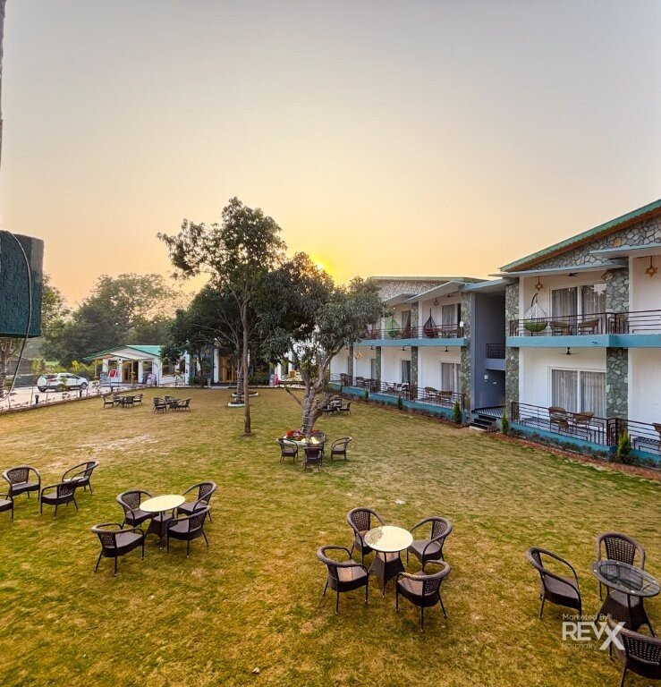 Wonderwood Corbett Resort