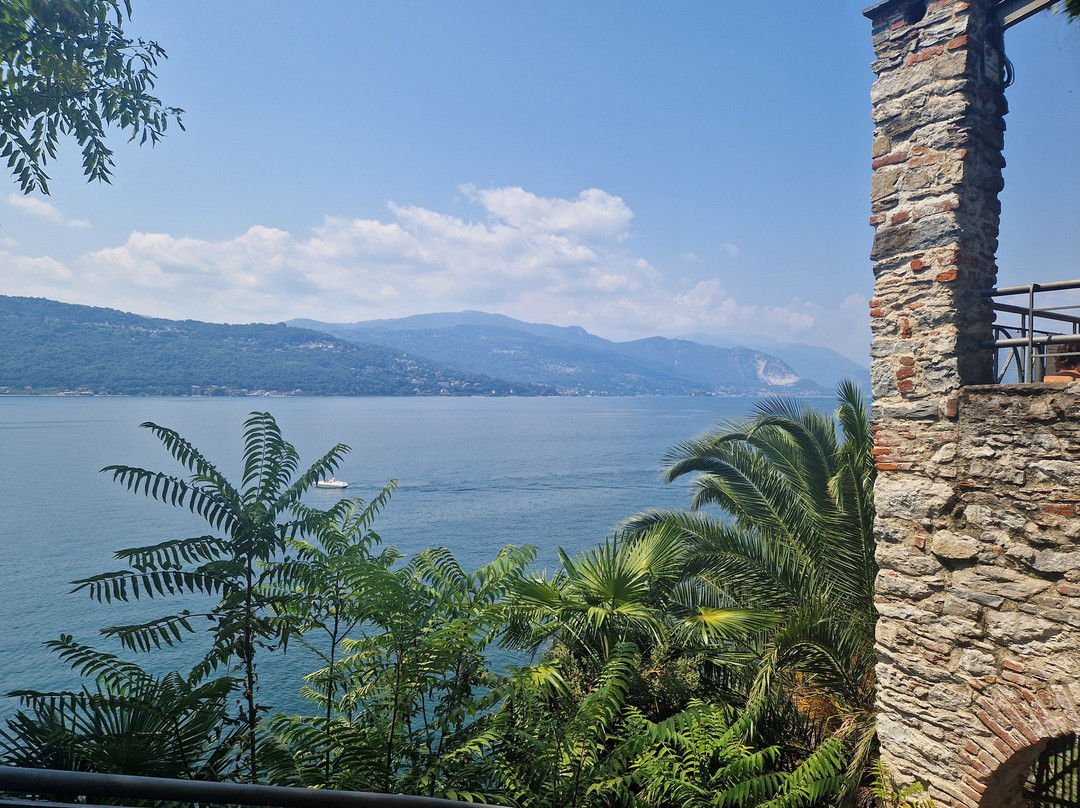Eremo di Santa Caterina del Sasso-Leggiuno必去景点