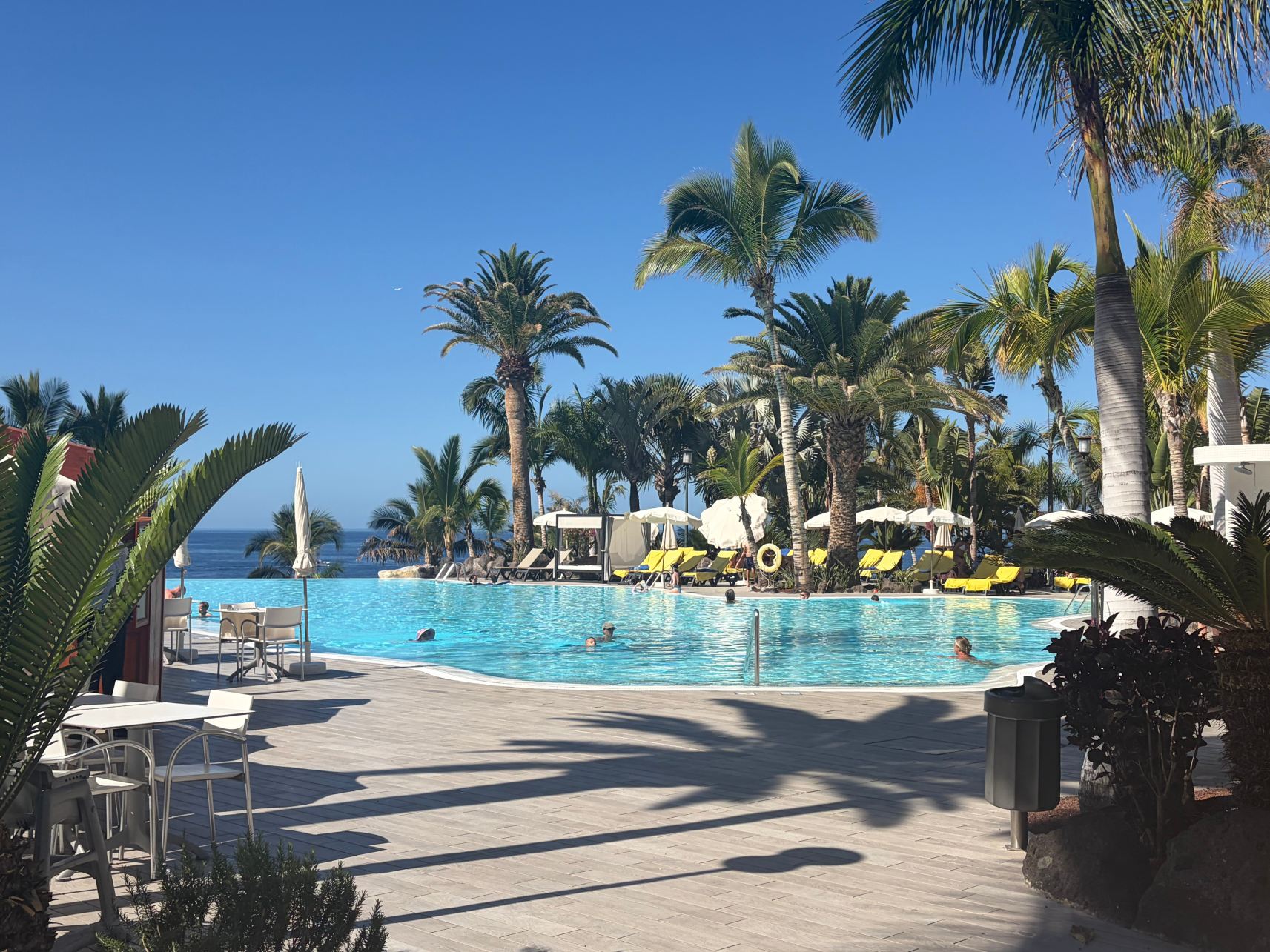 罗卡尼瓦利亚阿德里安酒店-旅行者