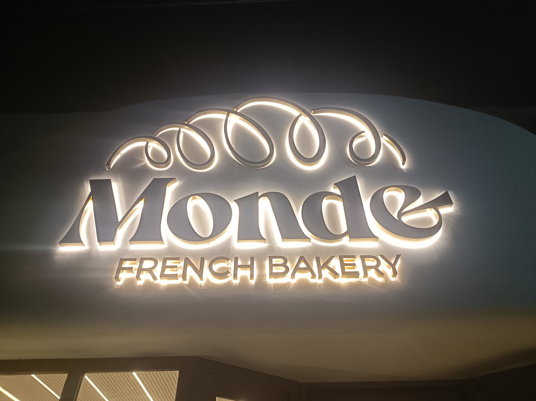 Monde French Bakery