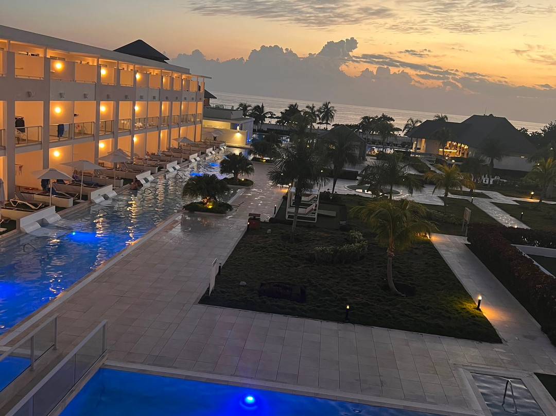 Meliá Trinidad Península主图