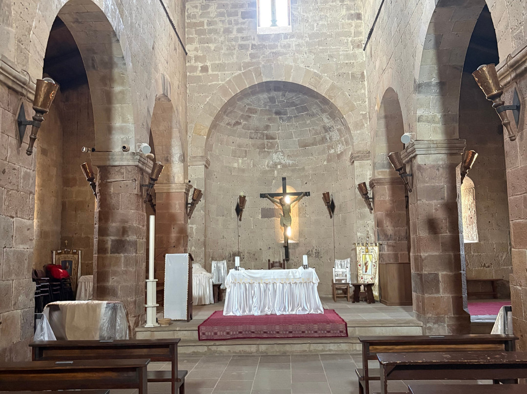 Cattedrale Santa Maria del Monserrato-Tratalias必去景点