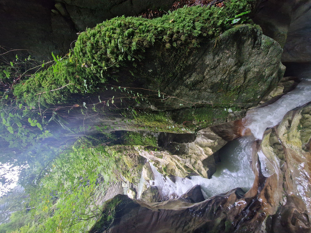 Gorges du Pont du Diable-La Vernaz必去景点