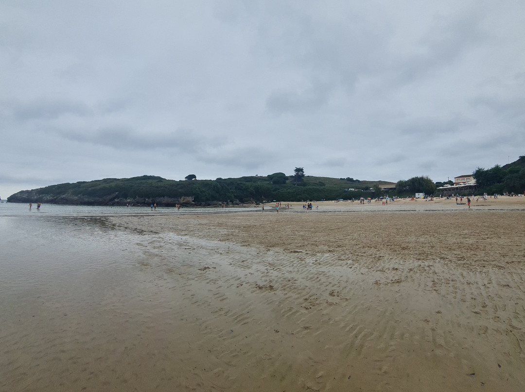 Playa de Poo-Poo de Llanes必去景点