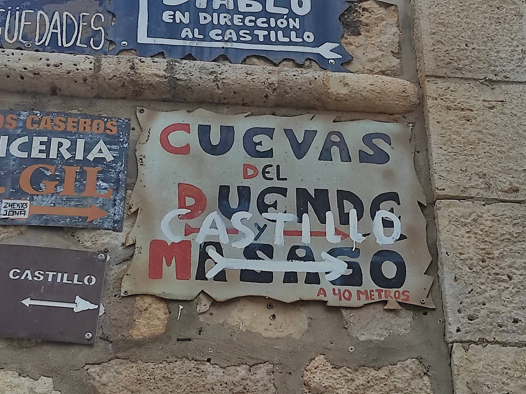 Cuevas del Diablo-Alcala del Jucar必去景点