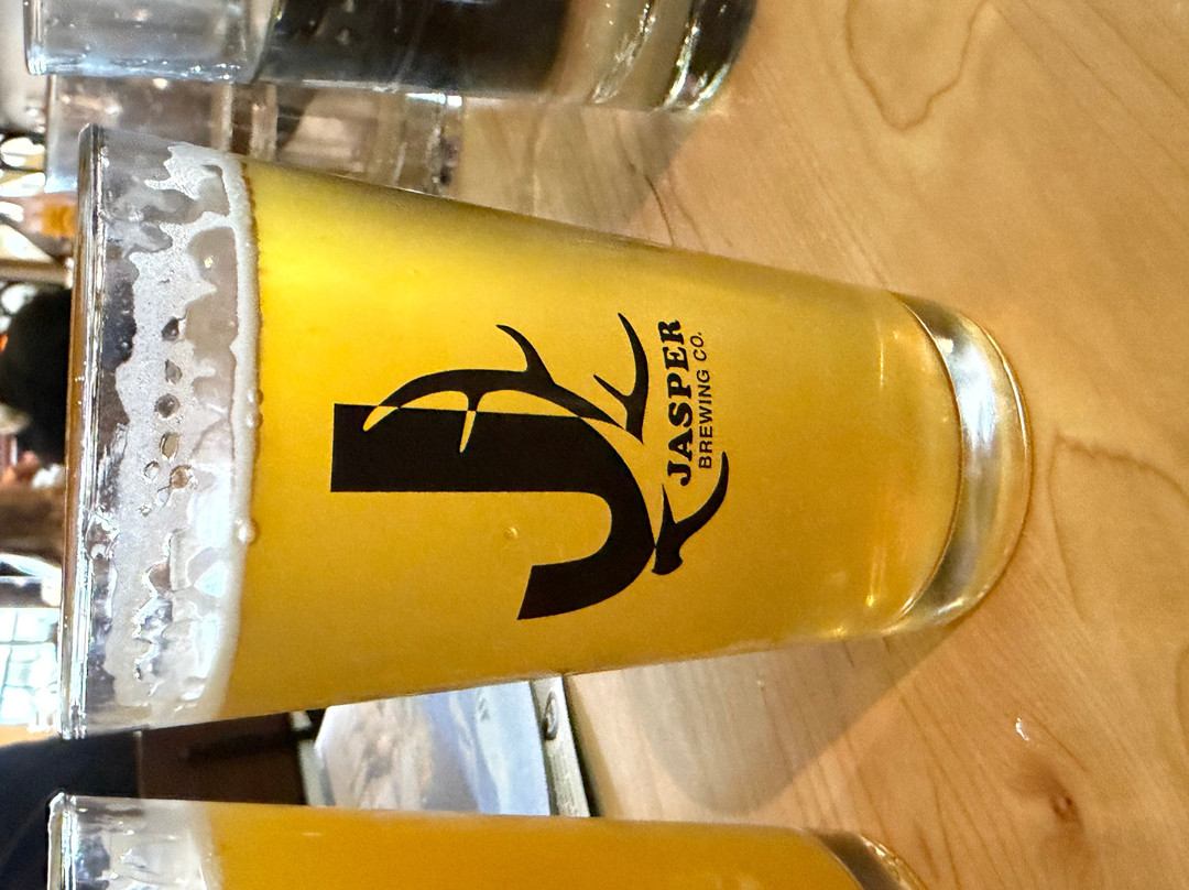 贾斯珀套房酒店主图