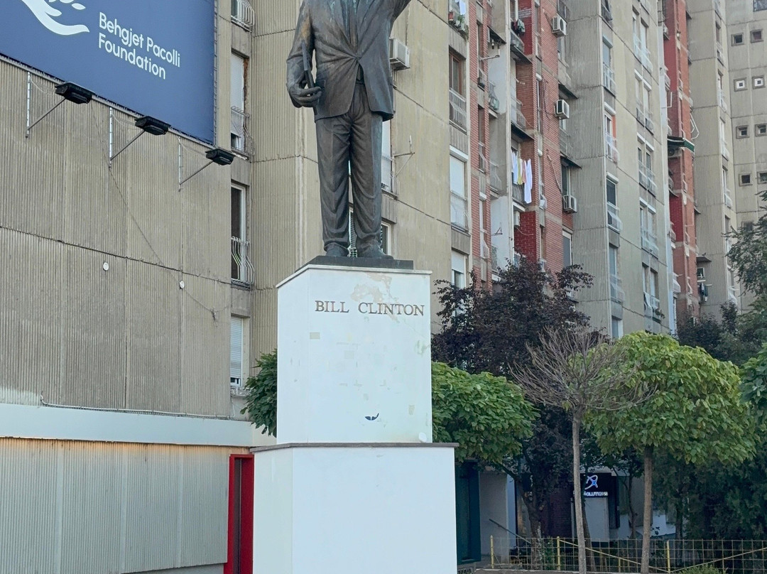 Bill Clinton Statue-普里什蒂纳必去景点